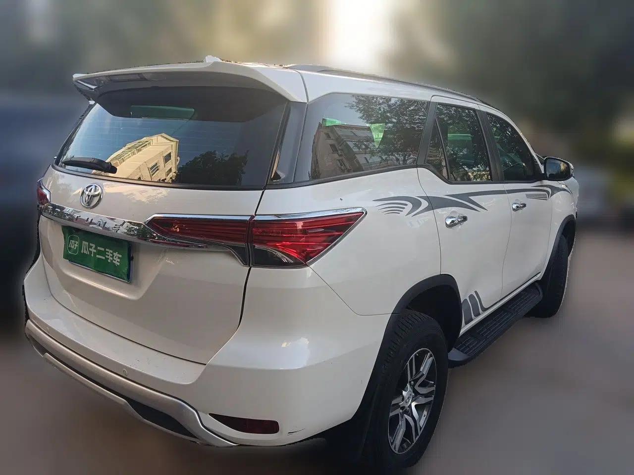 Toyota Fortuner 2016 2.7L Middle East Version — миниатюра 6