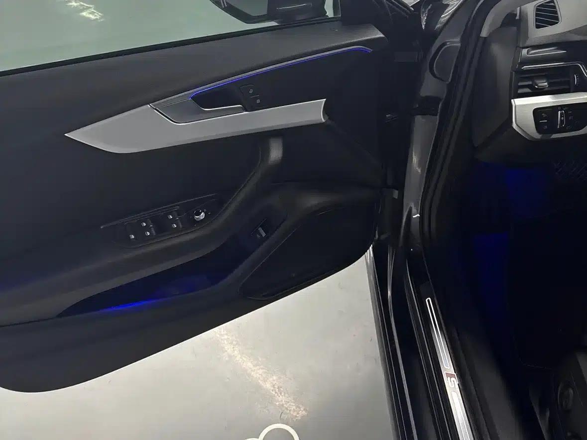Audi A4L 2023 40 TFSI Luxury Dynamic — миниатюра 8