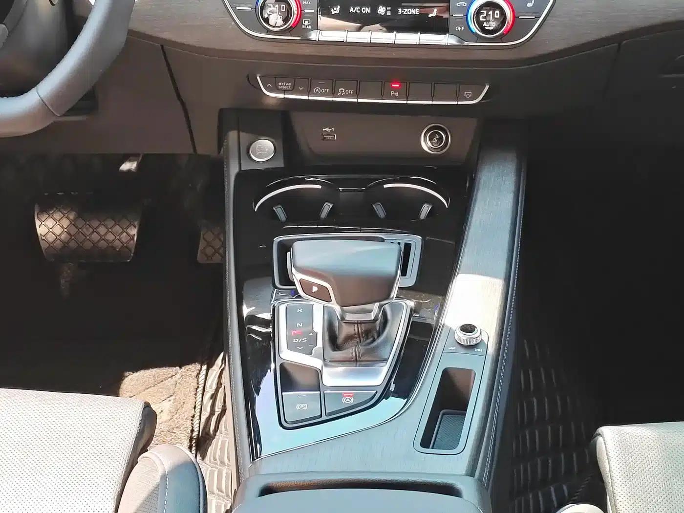 Audi A4L 2023 40 TFSI Luxury Dynamic — миниатюра 12