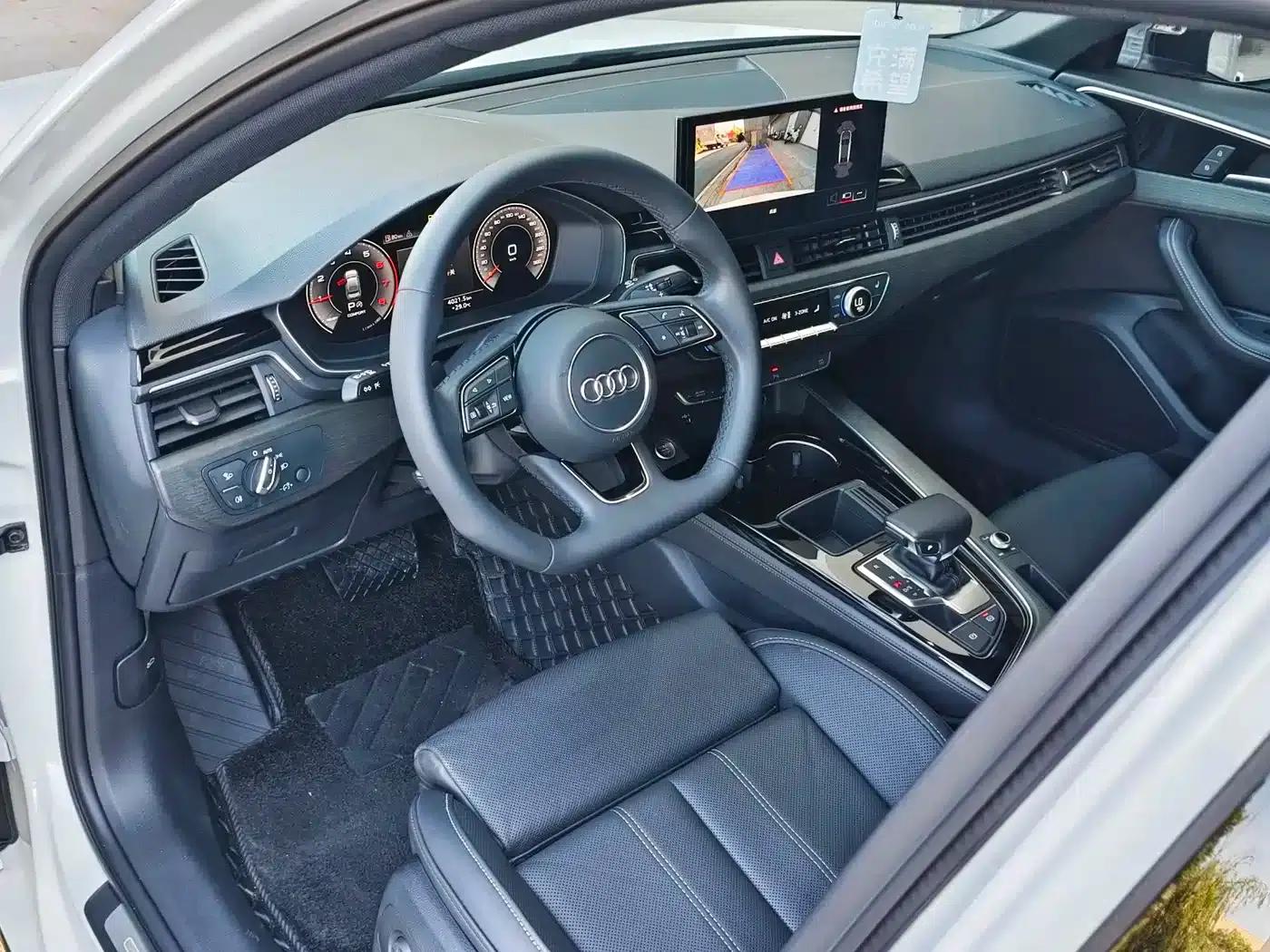 Audi A4L 2023 40 TFSI Luxury Dynamic — миниатюра 3