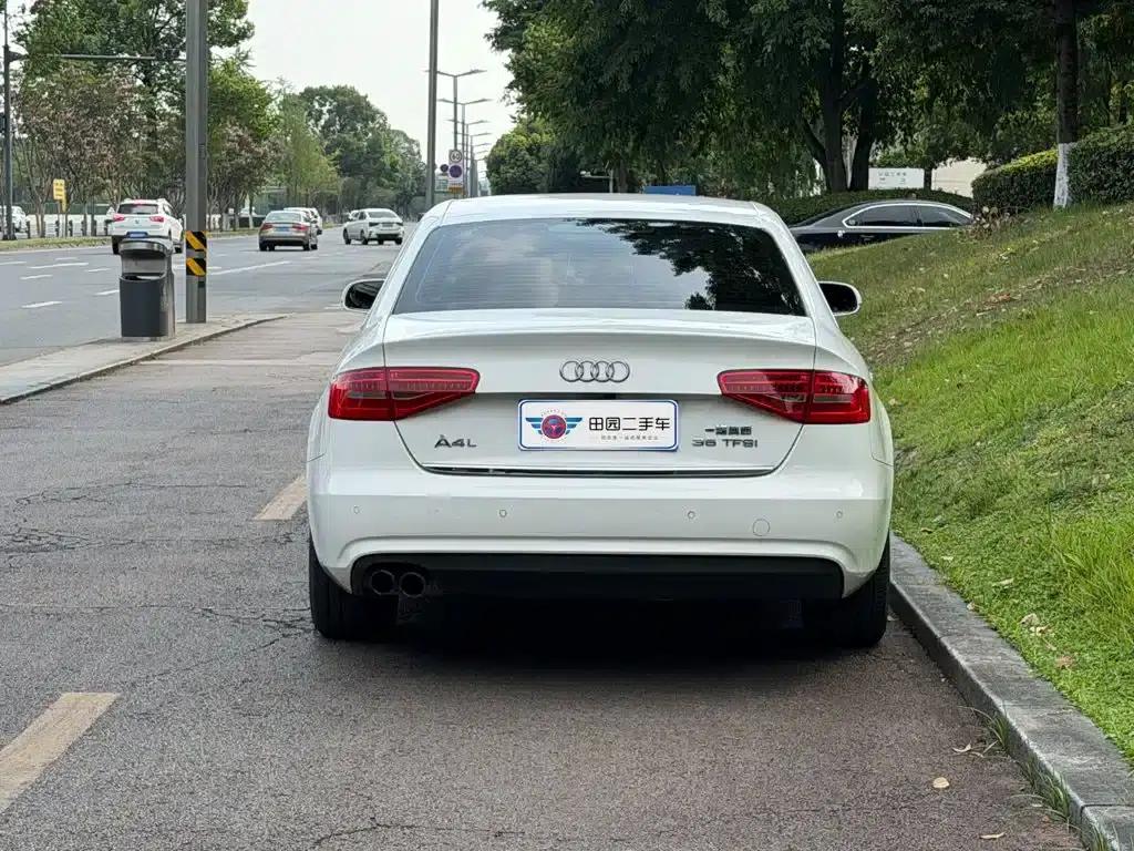 Audi A4L 2015 35 TFSI Automatic Standard Edition — миниатюра 5