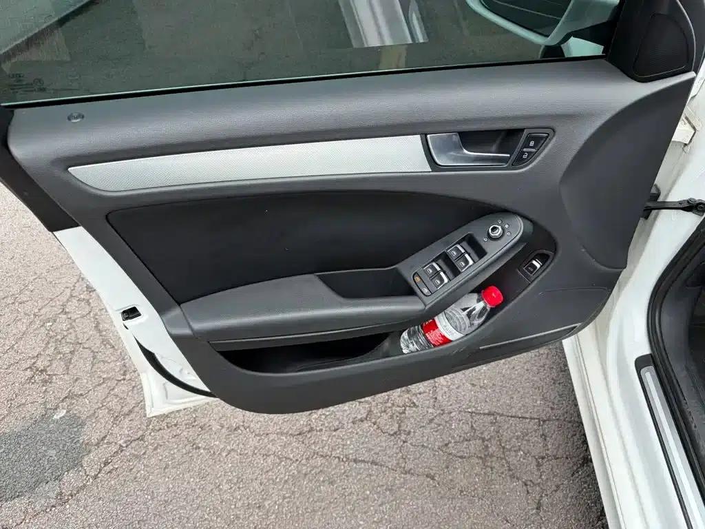 Audi A4L 2015 35 TFSI Automatic Standard Edition — миниатюра 6