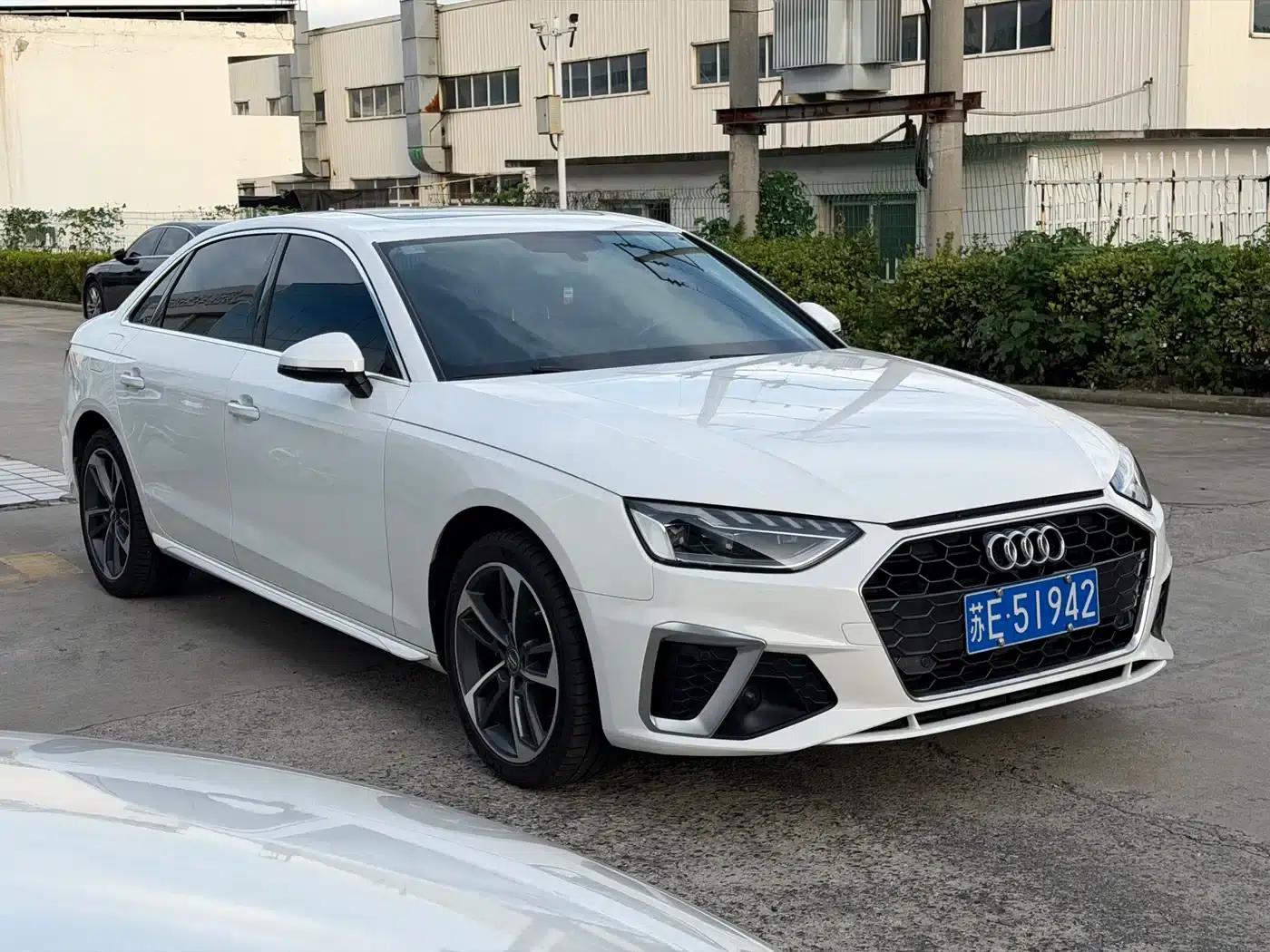 Audi A4L 2022 40 TFSI Fashion Dynamic Edition — миниатюра 3