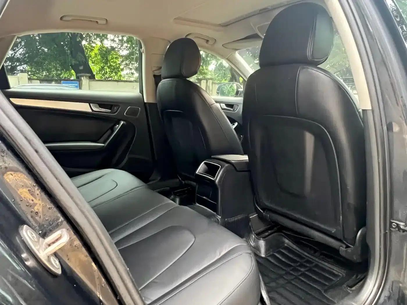Audi A4L 2013 35 TFSI Automatic Standard Edition — миниатюра 11