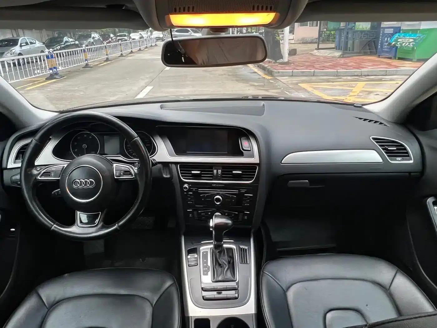 Audi A4L 2013 35 TFSI Automatic Standard Edition — миниатюра 13
