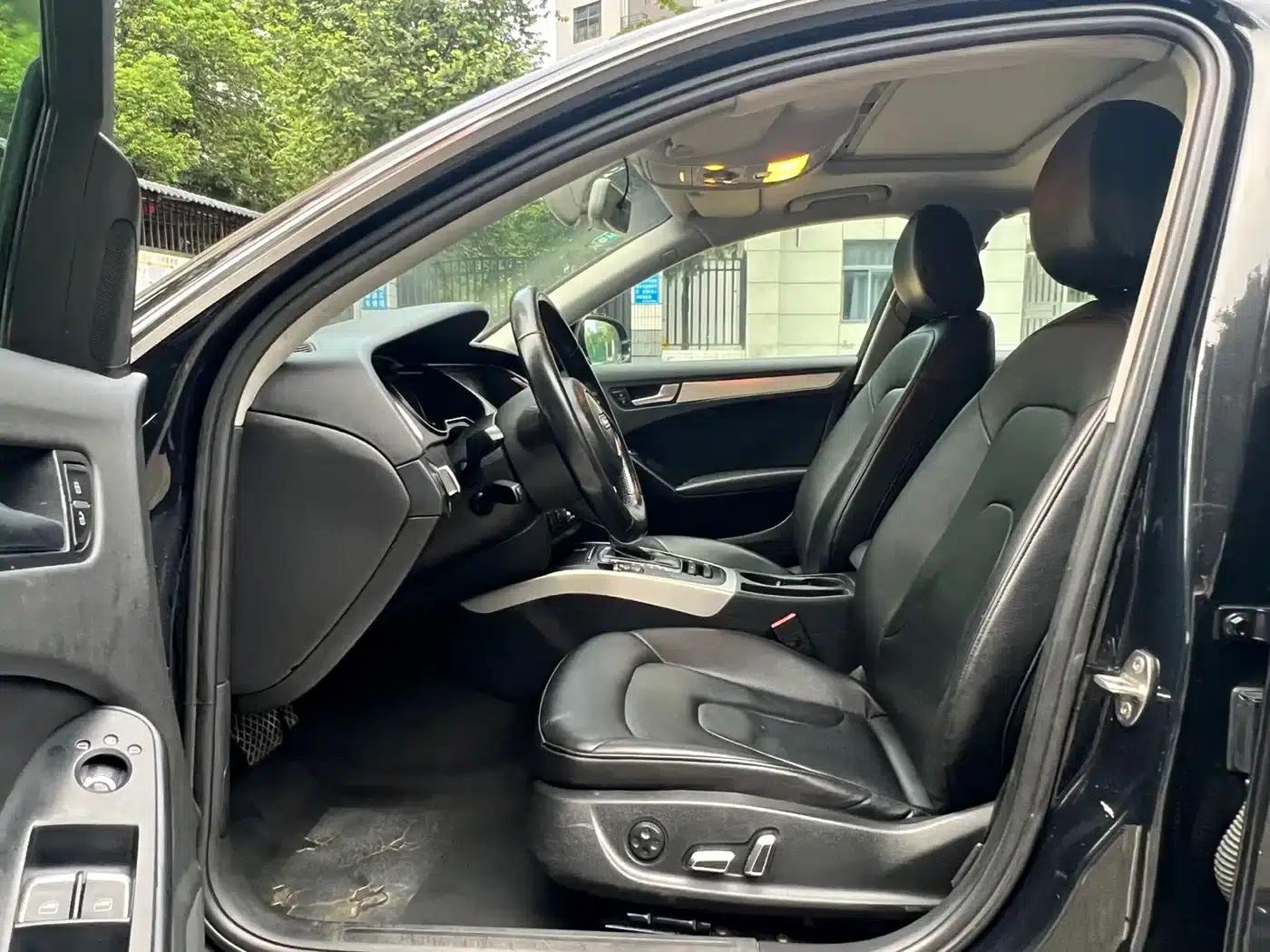 Audi A4L 2013 35 TFSI Automatic Standard Edition — миниатюра 9