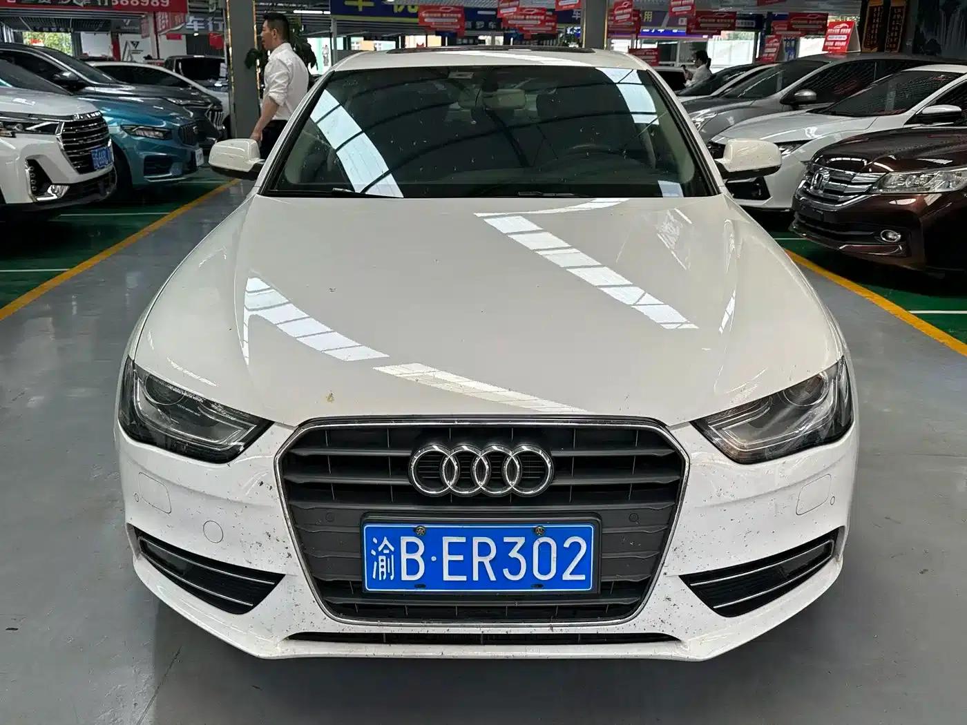 Audi A4L 2013 35 TFSI Automatic Comfort — миниатюра 1