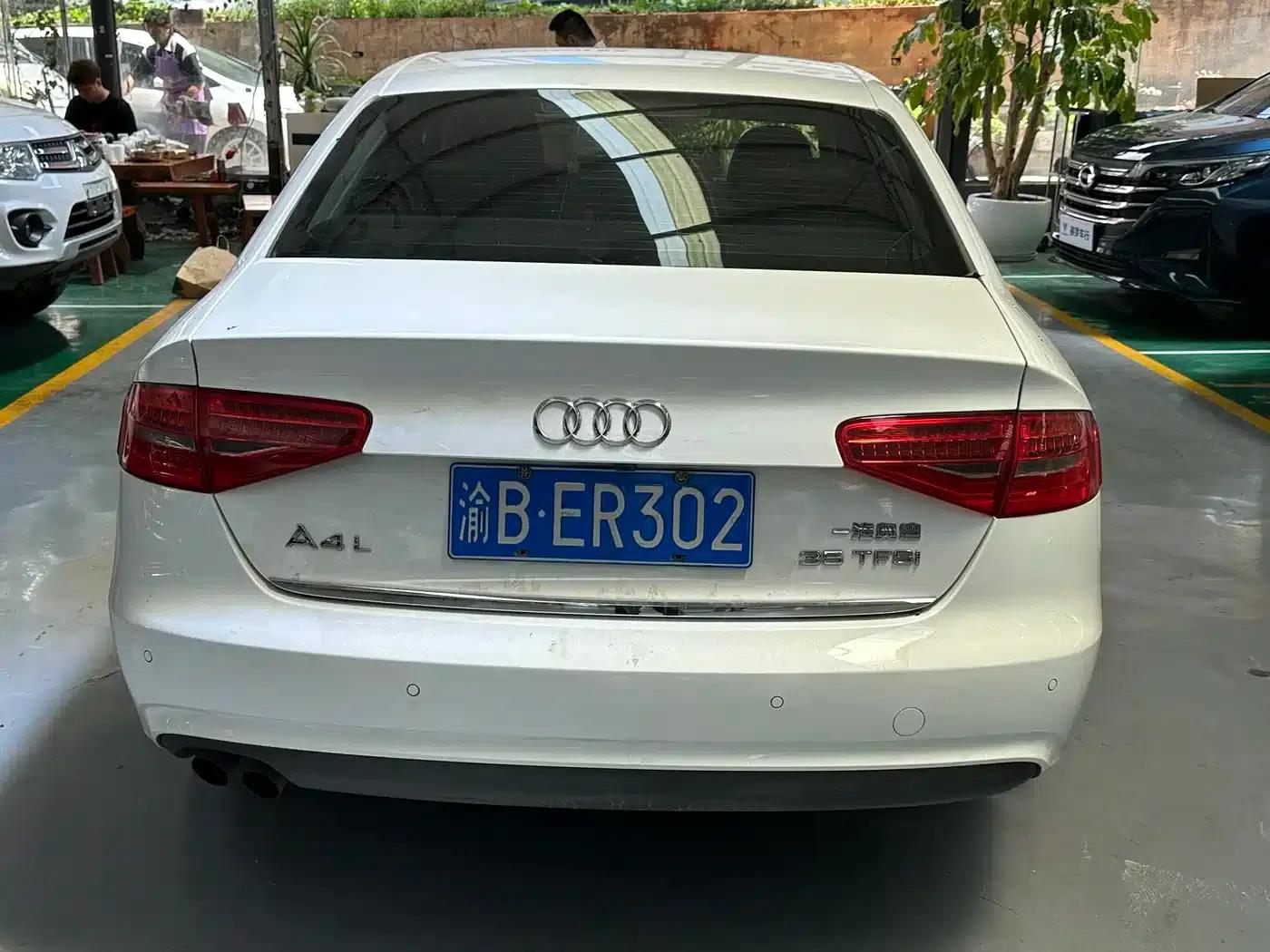 Audi A4L 2013 35 TFSI Automatic Comfort — миниатюра 6