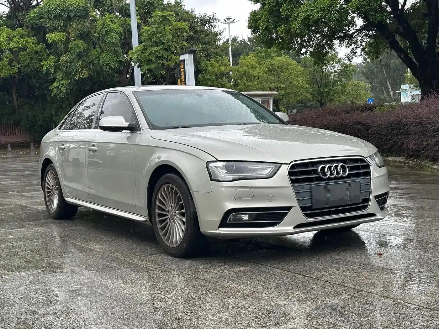 Audi A4L 2015 35 TFSI Automatic Technology Edition — миниатюра 3
