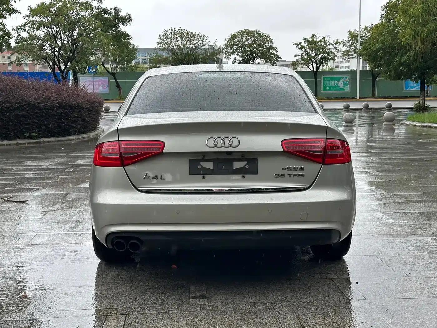 Audi A4L 2015 35 TFSI Automatic Technology Edition — миниатюра 4