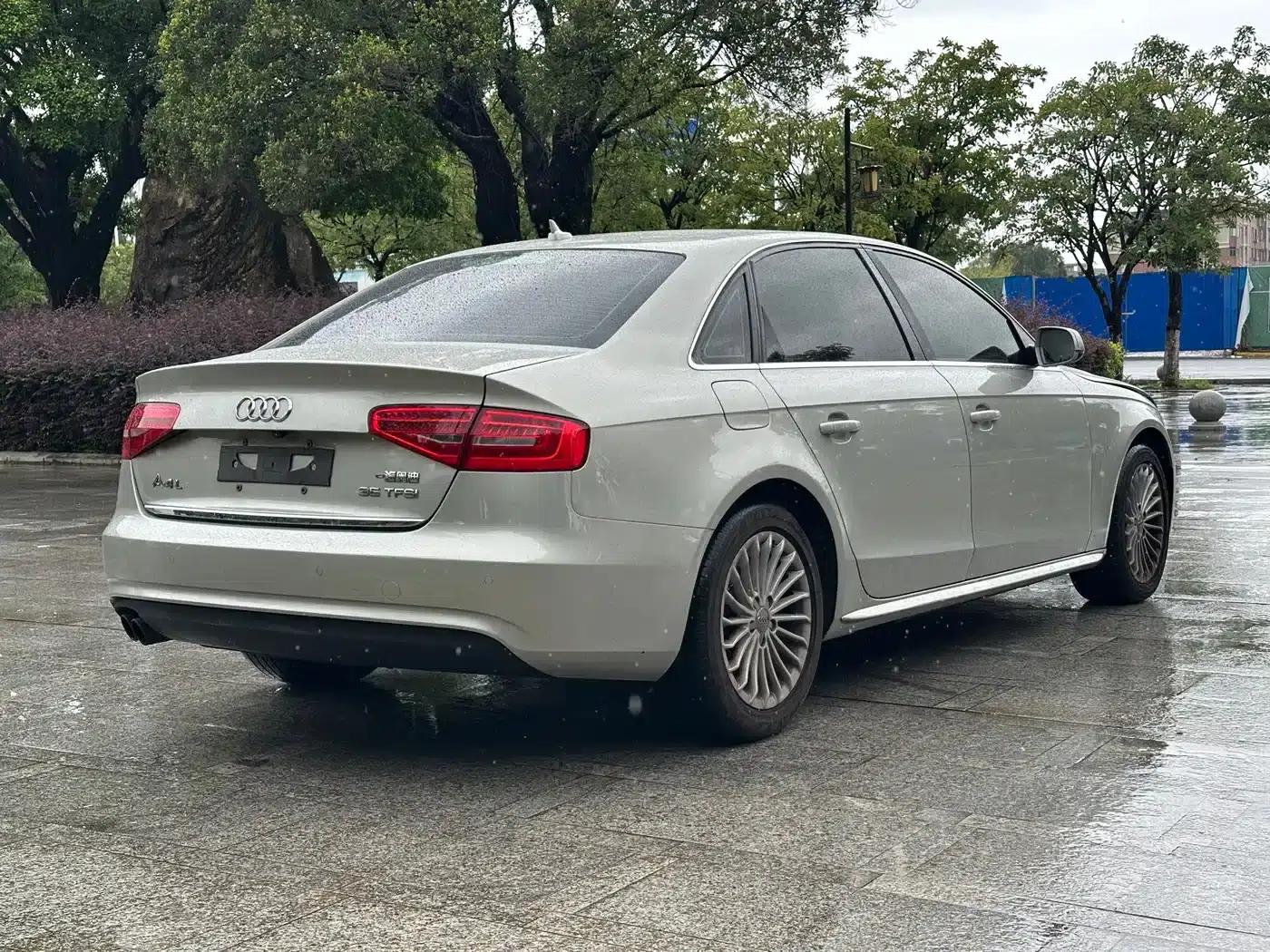 Audi A4L 2015 35 TFSI Automatic Technology Edition — миниатюра 6