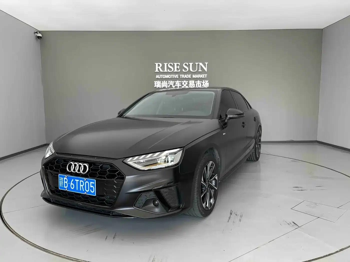 Audi A4L 2023 40 TFSI Luxury Dynamic — миниатюра 1