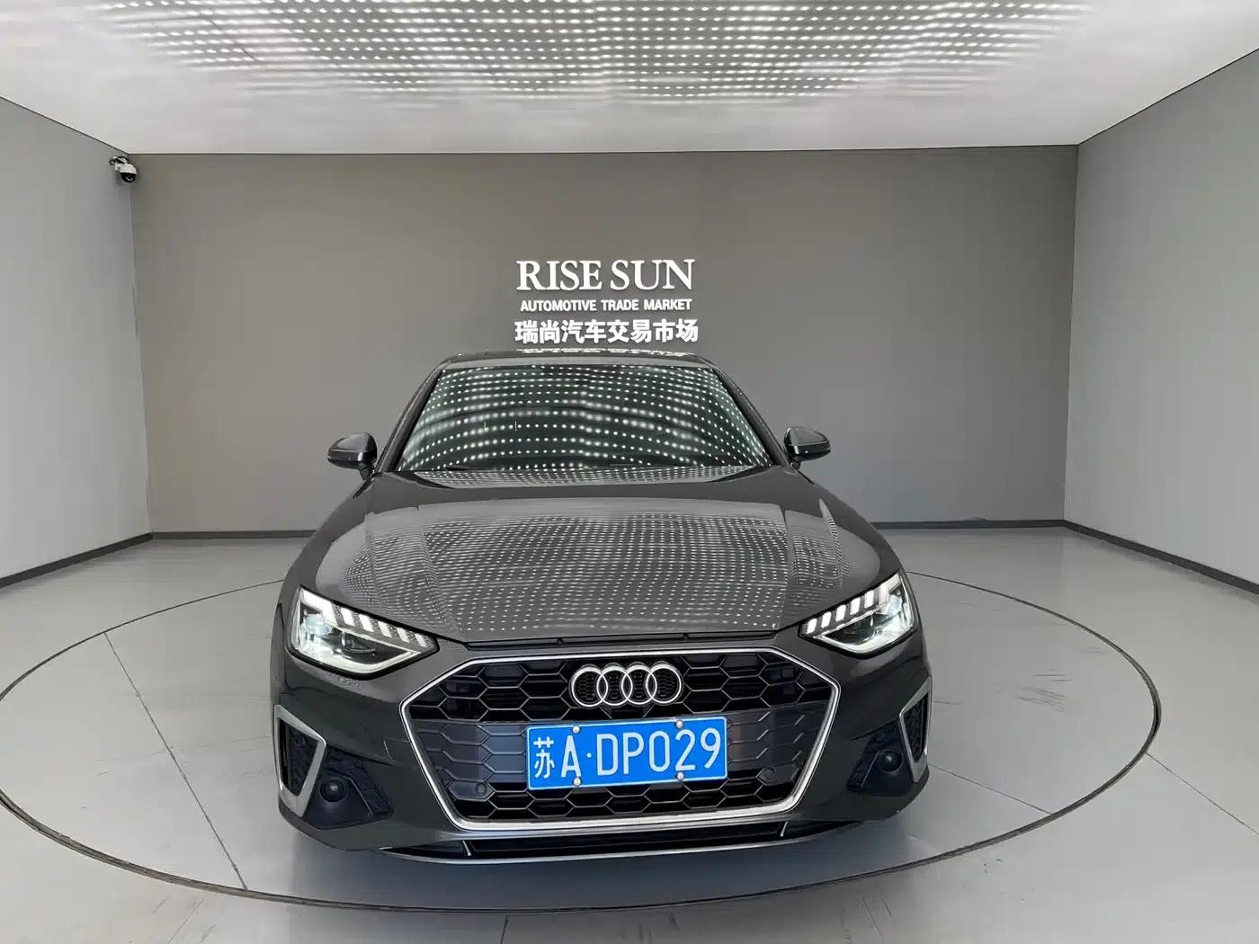 Audi A4L 2020 40 TFSI Fashion Dynamic Edition — миниатюра 2
