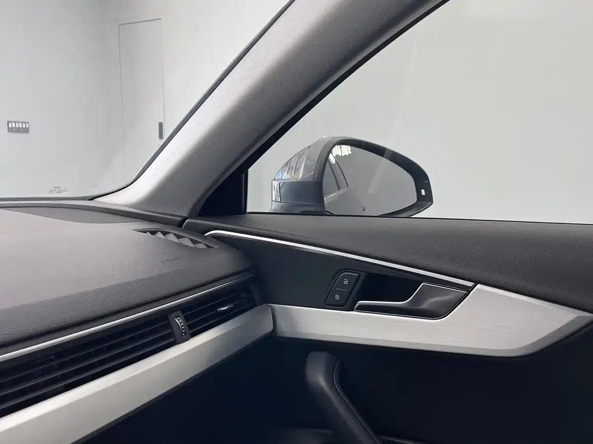 Audi A4L 2020 40 TFSI Fashion Dynamic Edition — миниатюра 30