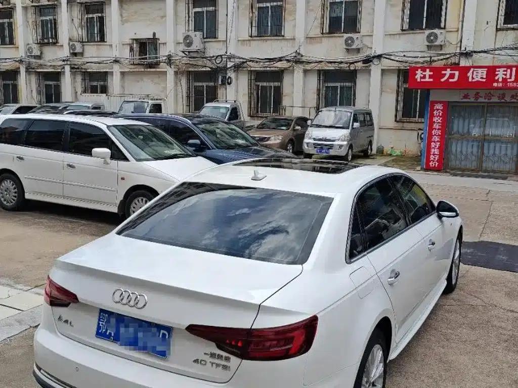 Audi A4L 2019 40 TFSI Progressive (China VI Emission Standard) — миниатюра 2