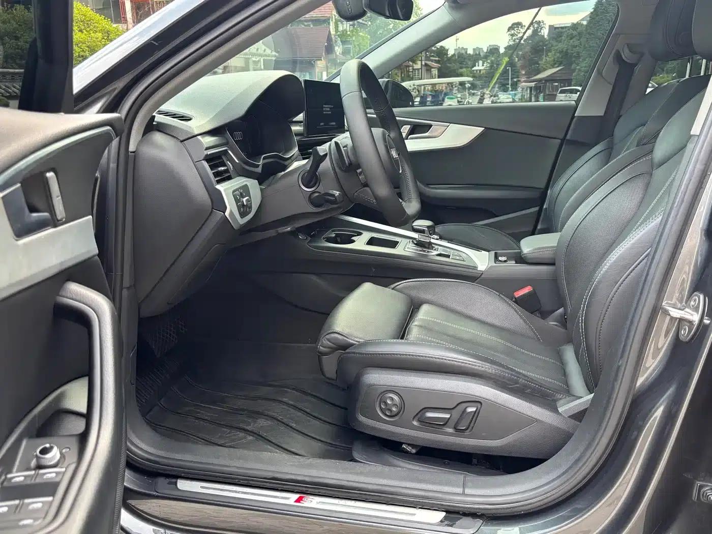 Audi A4L 2020 40 TFSI Luxury Dynamic — миниатюра 16