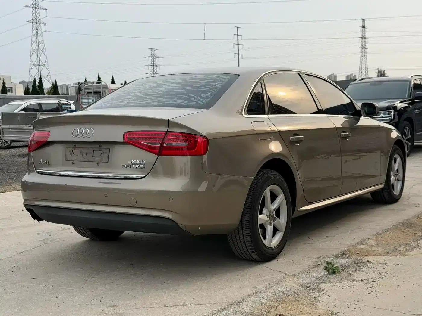 Audi A4L 2013 35 TFSI Automatic Comfort — миниатюра 5