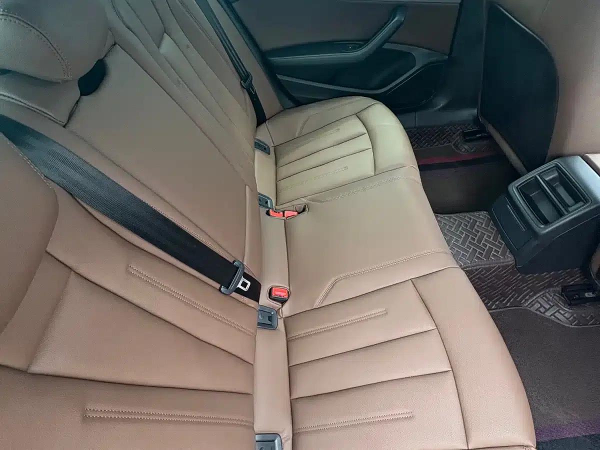 Audi A4L 2018 30th Anniversary Edition 40 TFSI Progressive — миниатюра 12