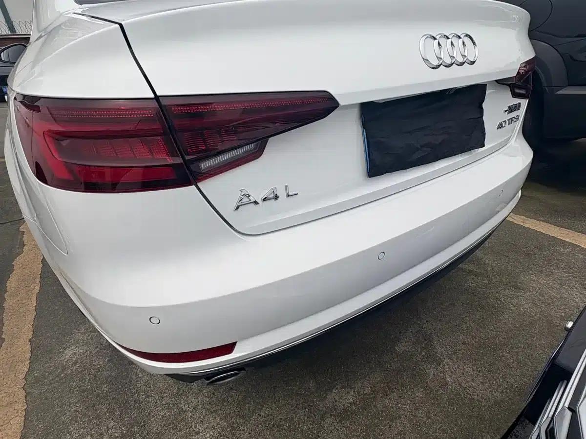 Audi A4L 2018 30th Anniversary Edition 40 TFSI Progressive — миниатюра 17