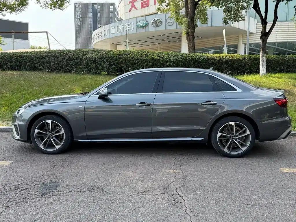 Audi A4L 2022 40 TFSI Fashion Dynamic Edition — миниатюра 3