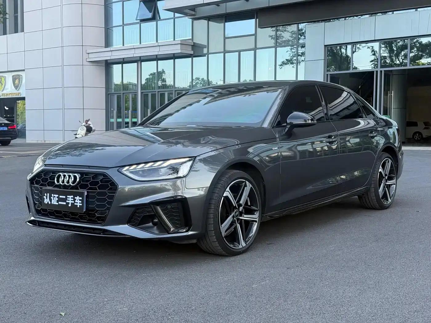 Audi A4L 2024 40 TFSI Luxury Dynamic — миниатюра 1