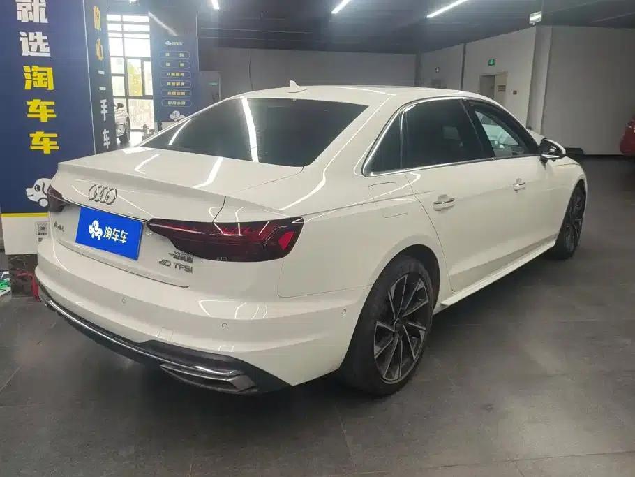 Audi A4L 2022 40 TFSI Luxury Elegance — миниатюра 3