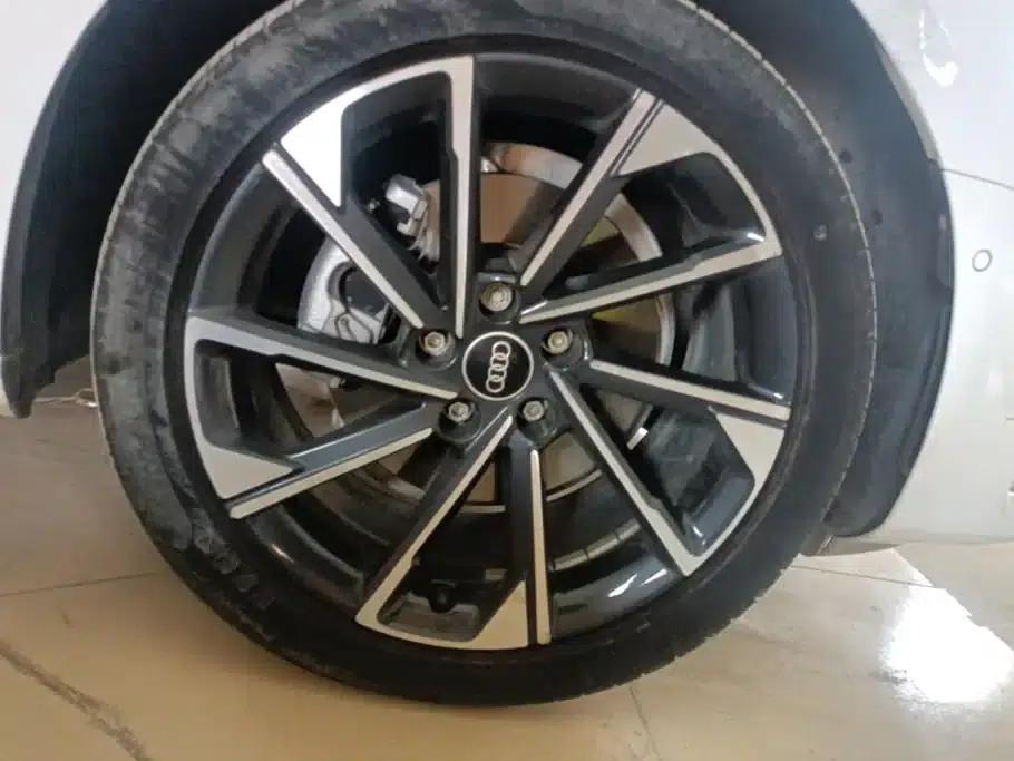 Audi A4L 2022 40 TFSI Luxury Elegance — миниатюра 6