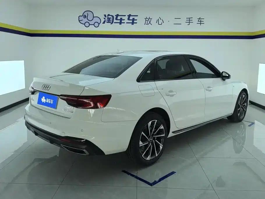 Audi A4L 2023 40 TFSI Luxury Dynamic — миниатюра 3