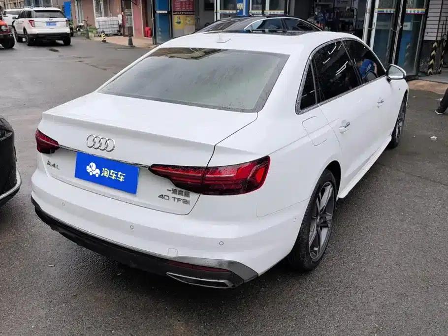 Audi A4L 2020 40 TFSI Luxury Dynamic — миниатюра 3