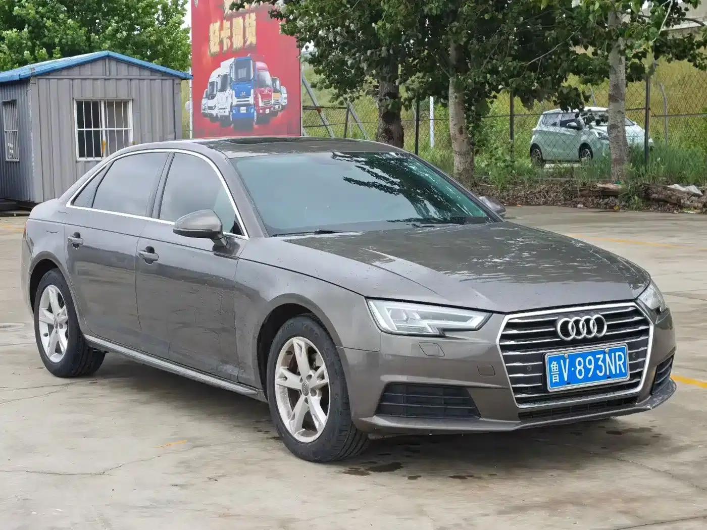 Audi A4L 2017 40 TFSI Fashion Edition — миниатюра 2