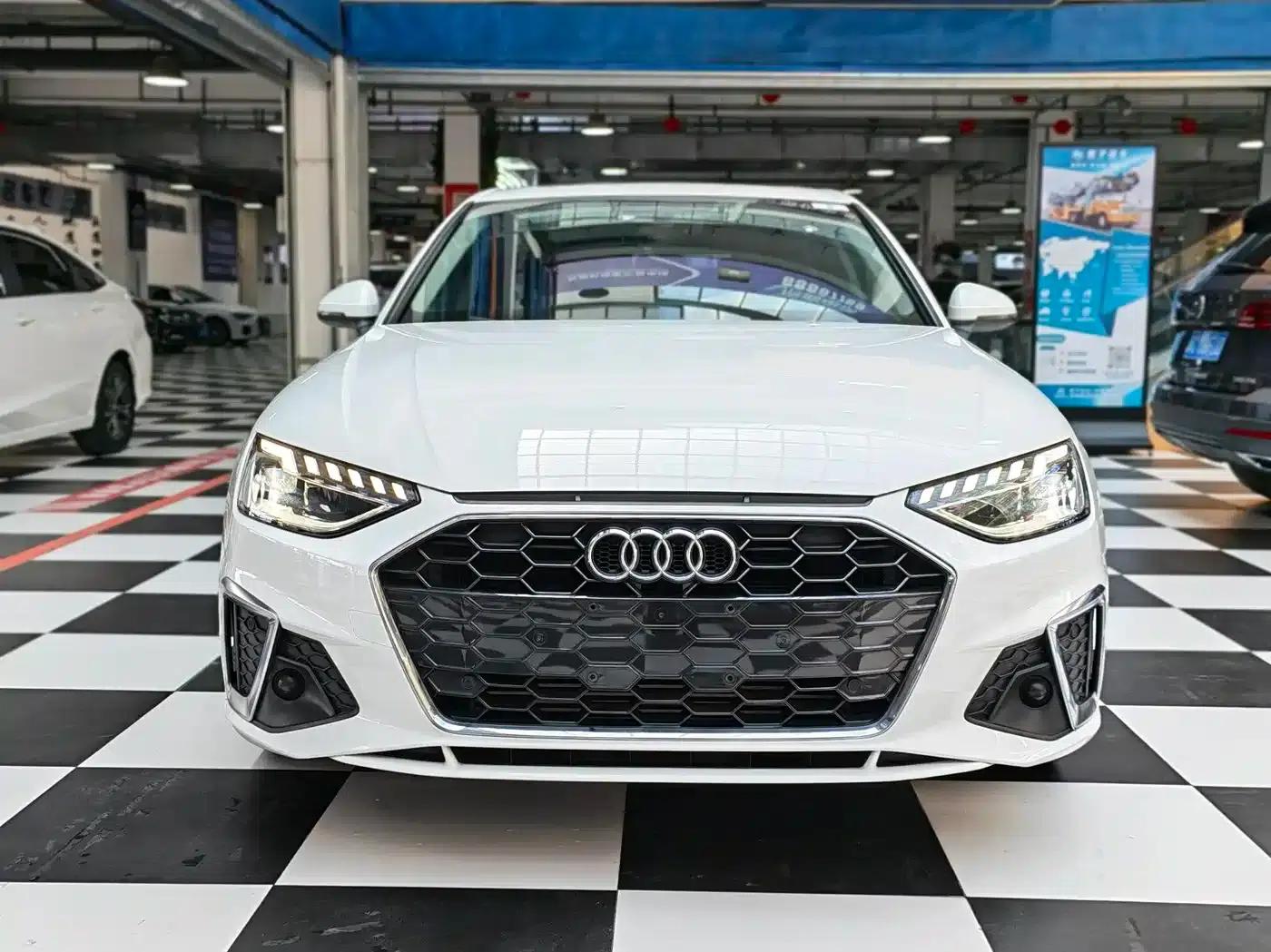 Audi A4L 2020 40 TFSI Luxury Dynamic — миниатюра 2