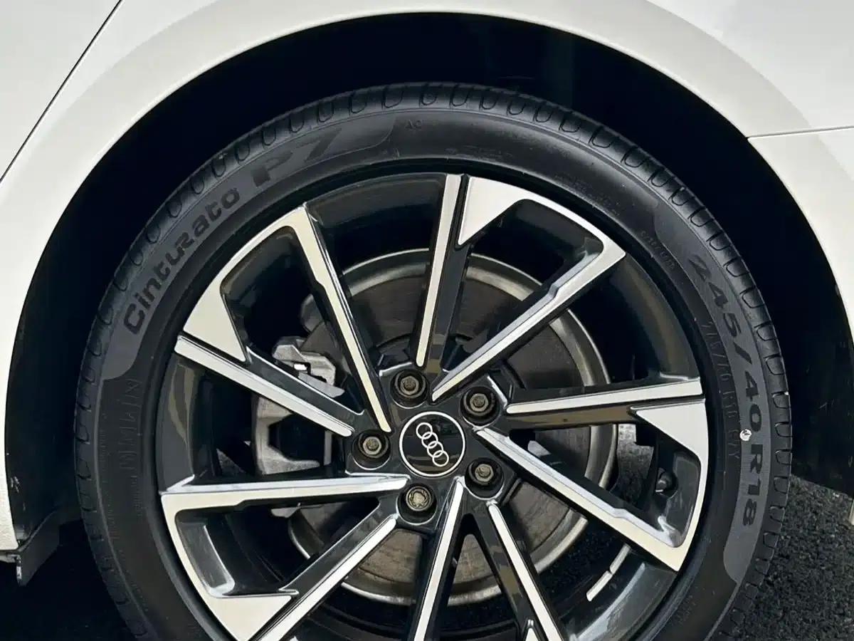 Audi A4L 2022 40 TFSI Fashion Elegance — миниатюра 23
