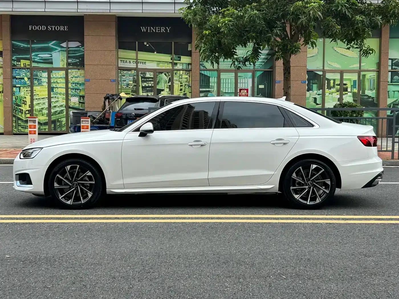 Audi A4L 2022 40 TFSI Fashion Elegance — миниатюра 24