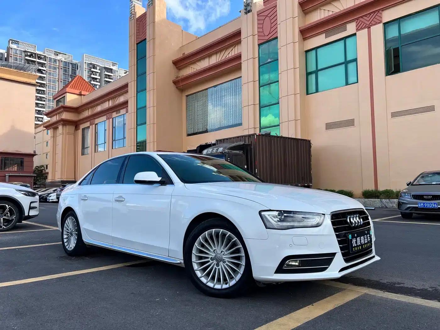 Audi A4L 2016 35 TFSI Automatic Comfort — миниатюра 3