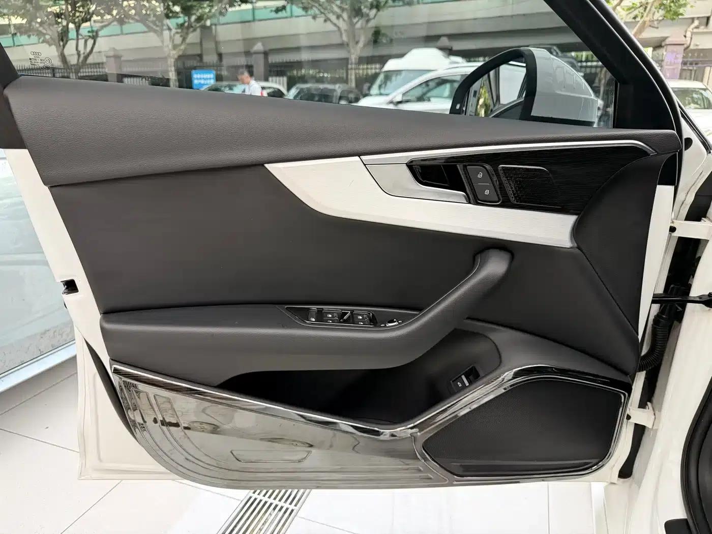 Audi A4L 2019 40 TFSI Fashion Edition (National V Emission Standard) — миниатюра 15