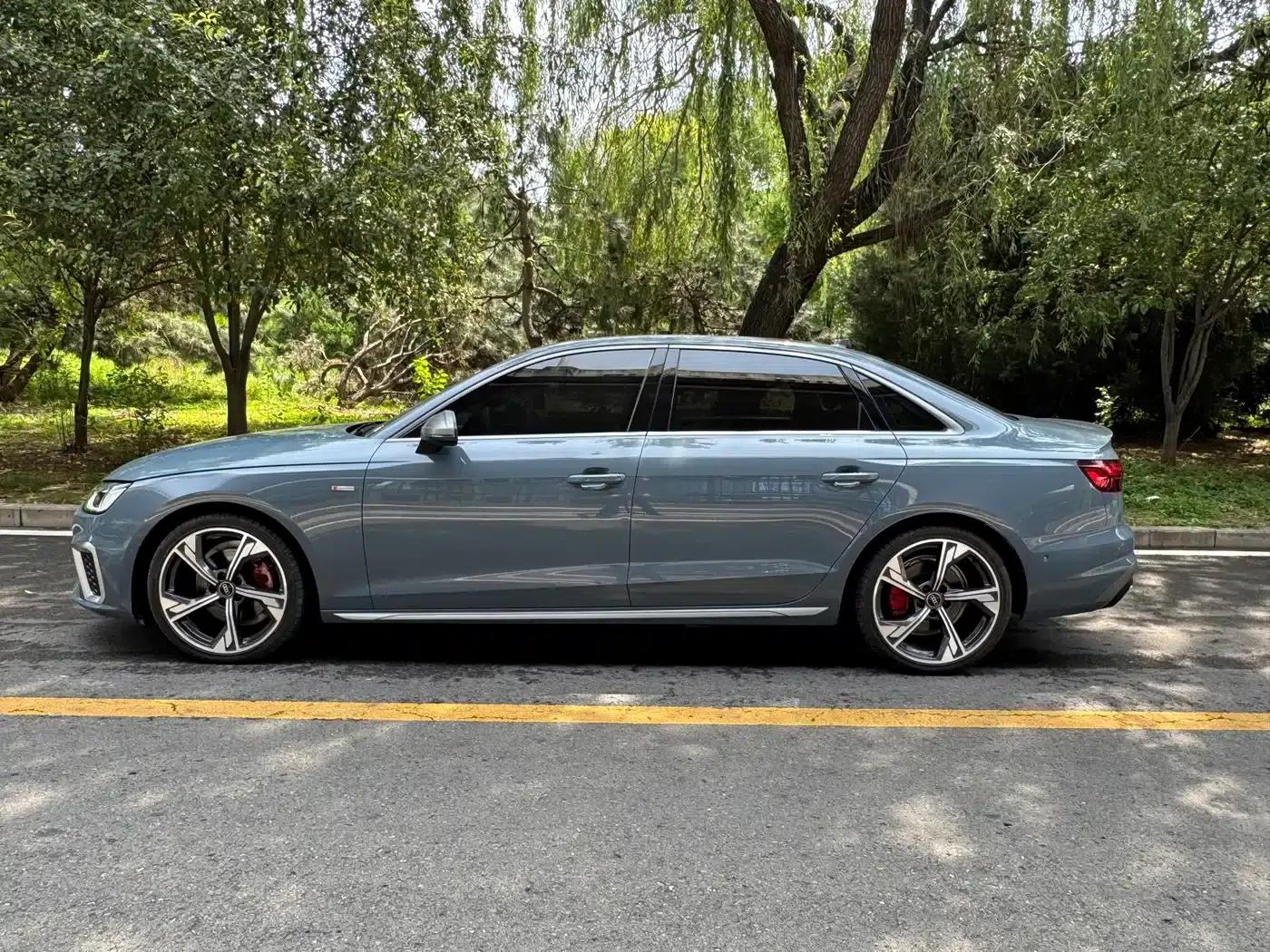 Audi A4L 2022 40 TFSI quattro RS Package (Sports Edition) — миниатюра 5