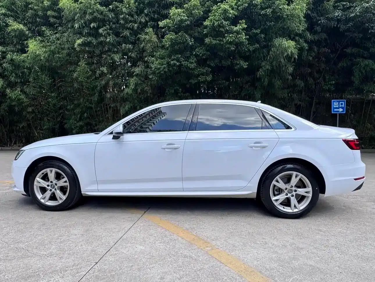 Audi A4L 2019 40 TFSI Progressive (National V Emission Standard) — миниатюра 10