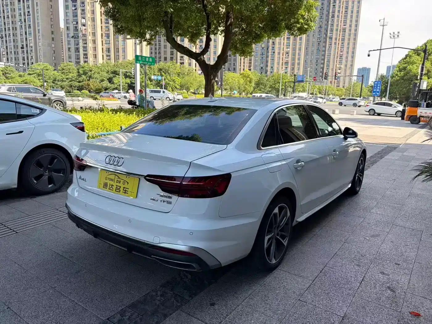 Audi A4L 2020 40 TFSI Fashion Dynamic Edition — миниатюра 8