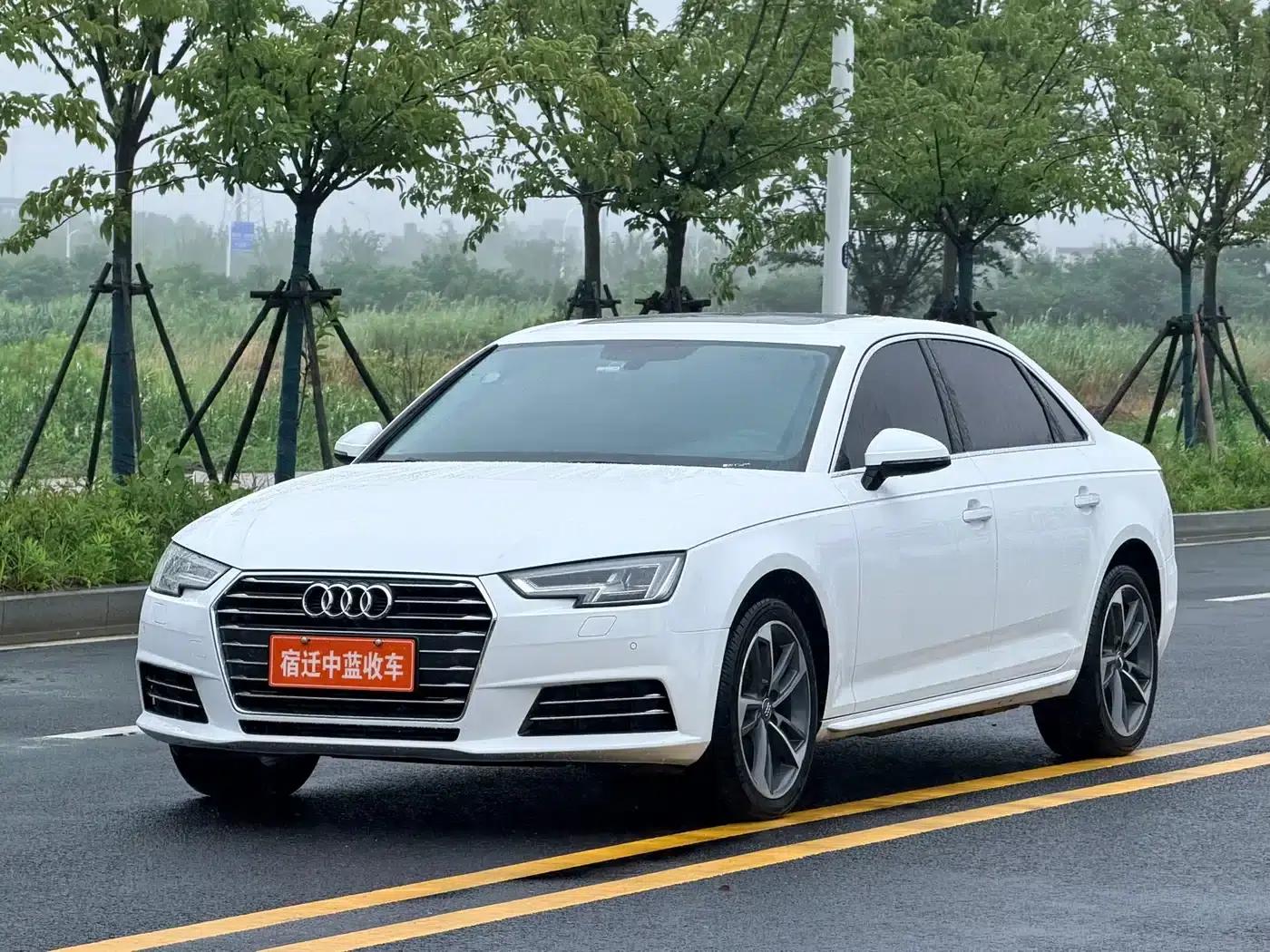 Audi A4L 2018 30th Anniversary Edition 40 TFSI Progressive — миниатюра 1