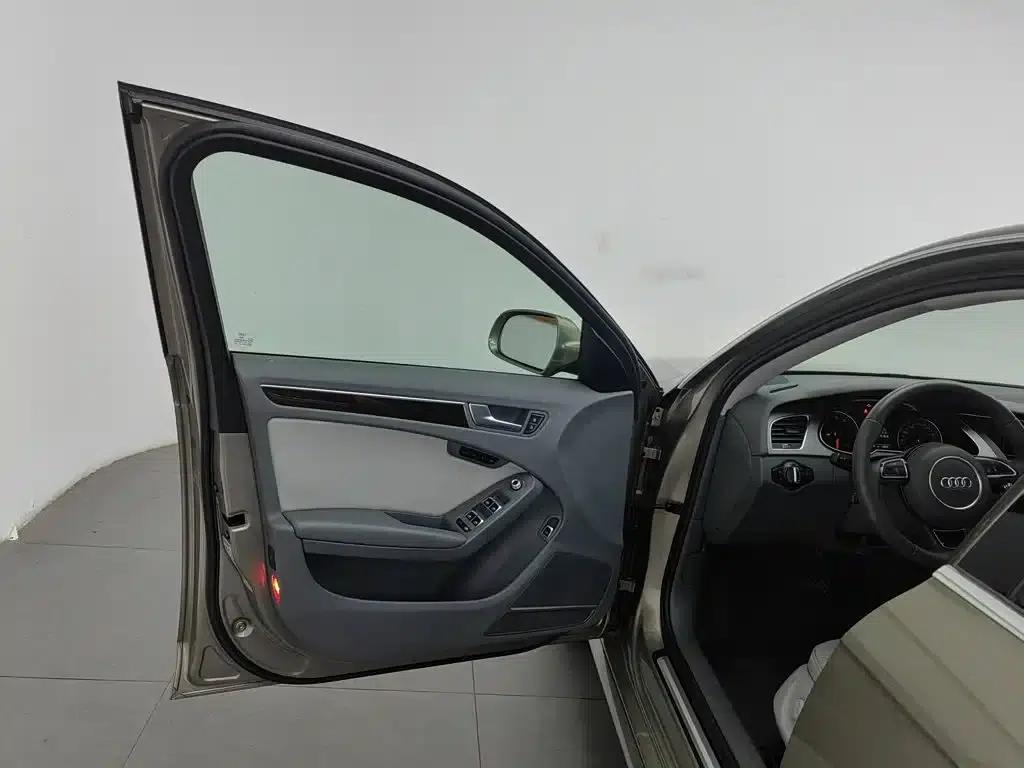 Audi A4L 2013 35 TFSI Automatic Technology Edition — миниатюра 8