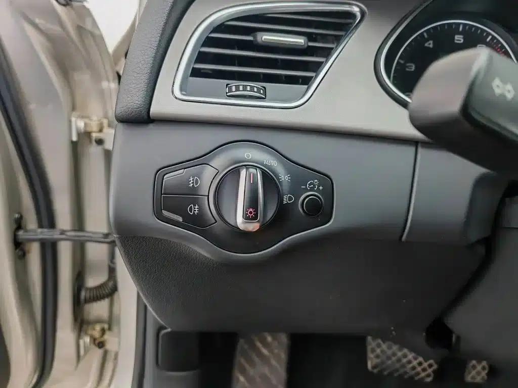 Audi A4L 2015 45 TFSI quattro Sport Edition — миниатюра 21