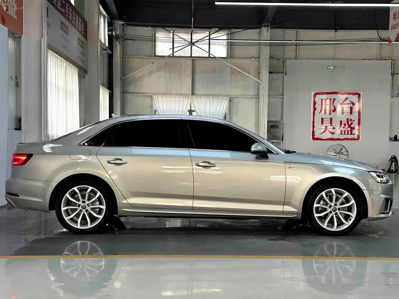 Audi A4L 2019 40 TFSI Fashion Edition (China VI Emission Standard) — миниатюра 4