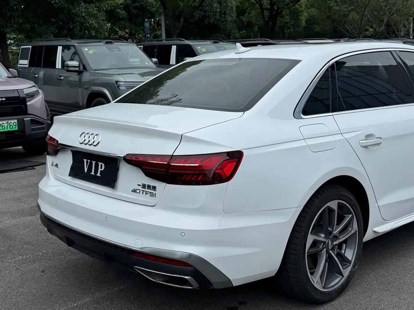 Audi A4L 2022 40 TFSI Fashion Dynamic Edition — миниатюра 24