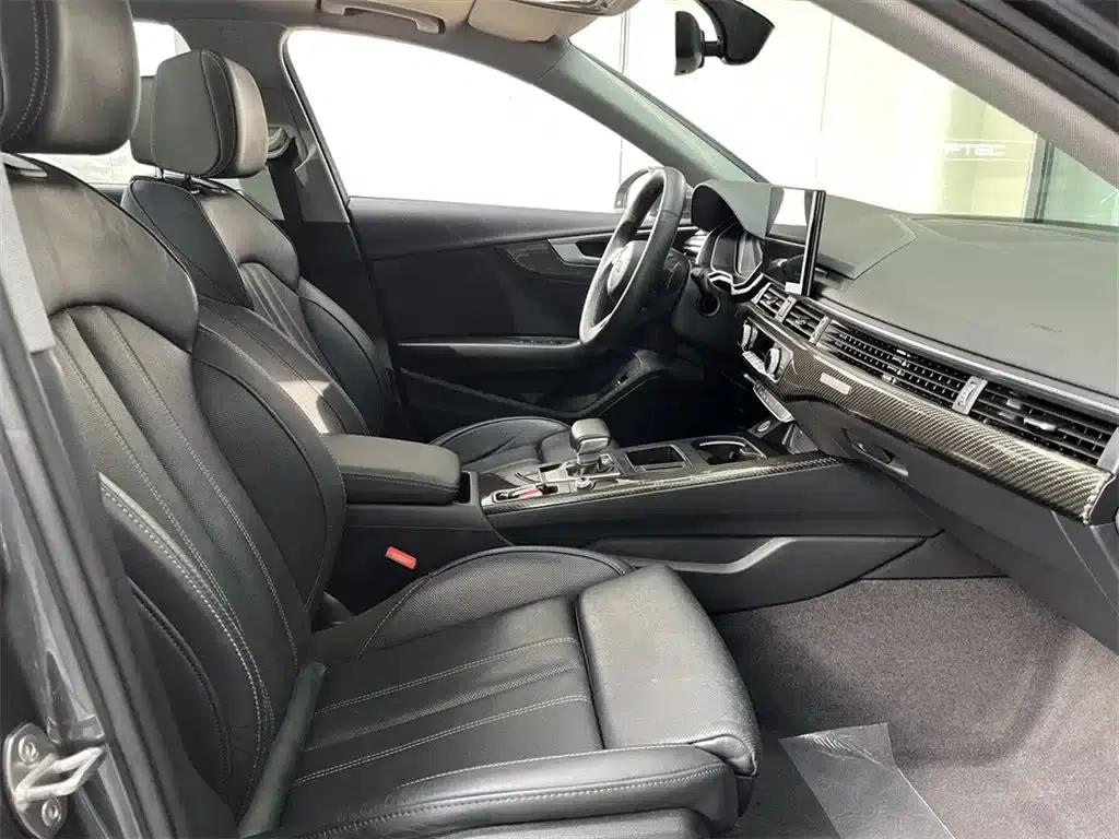 Audi A4L 2020 40 TFSI quattro Luxury Dynamic — миниатюра 11