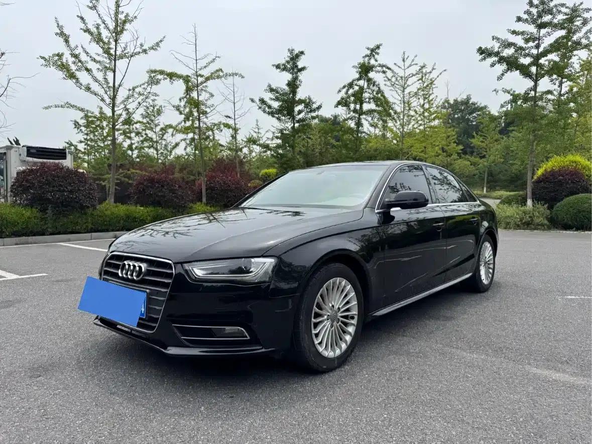 Audi A4L 2015 35 TFSI Automatic Comfort — миниатюра 1