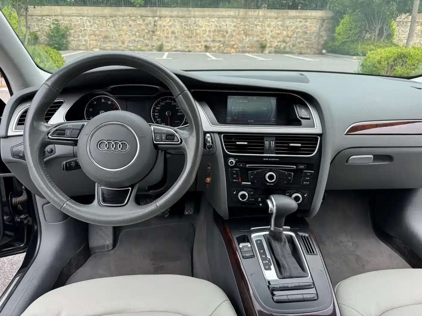 Audi A4L 2015 35 TFSI Automatic Comfort — миниатюра 11