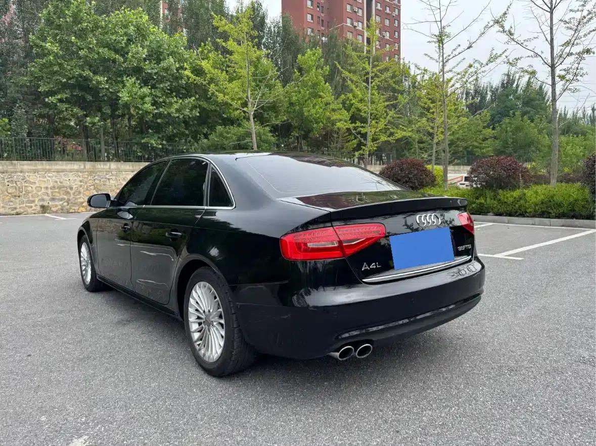 Audi A4L 2015 35 TFSI Automatic Comfort — миниатюра 19