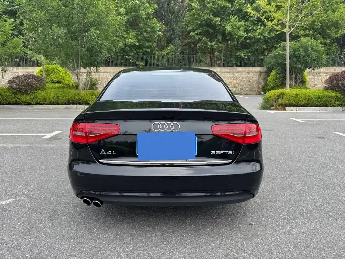 Audi A4L 2015 35 TFSI Automatic Comfort — миниатюра 20
