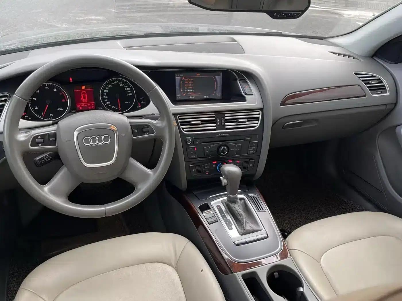 Audi A4L 2012 2.0 TFSI Automatic Technology Edition — миниатюра 6