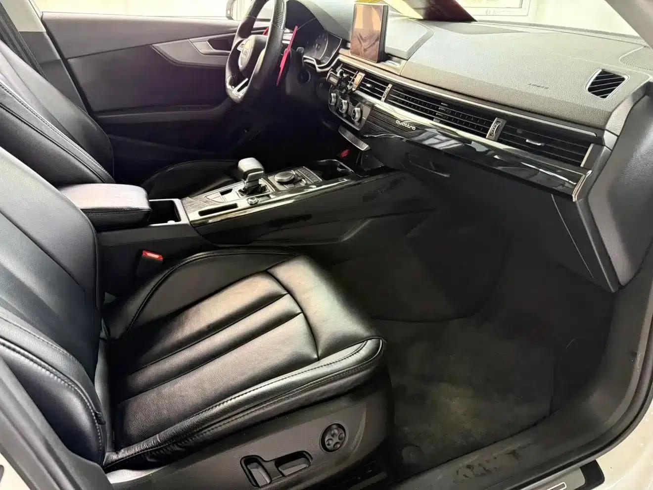 Audi A4L 2019 40 TFSI Progressive (National V Emission Standard) — миниатюра 6